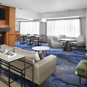 Hotel Fairfield & Airport