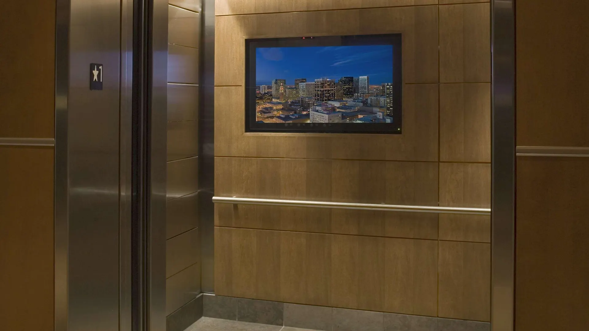 Hampton Inn & Suites Denver-Cherry Creek 3*, DEN USA