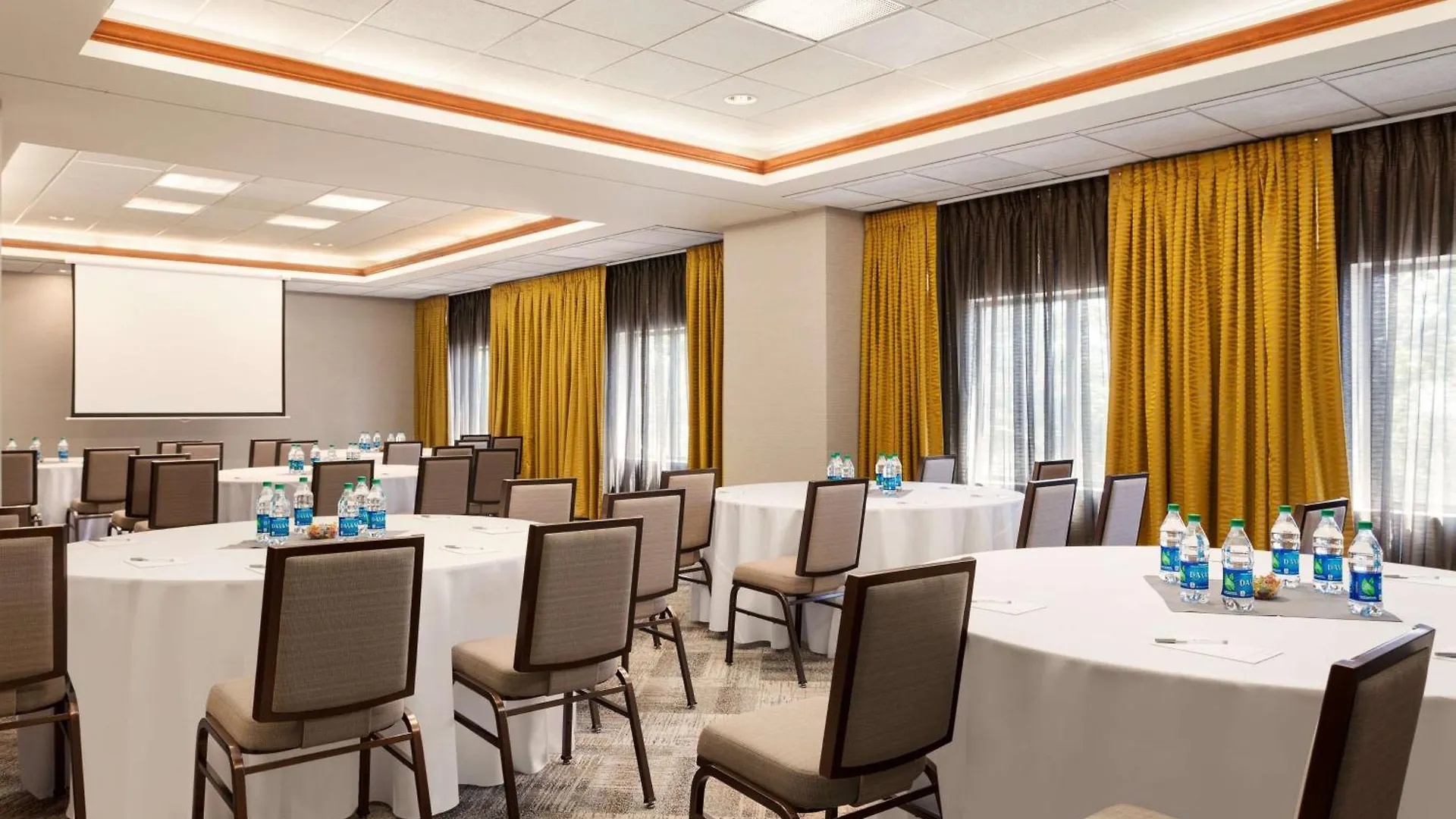 Hampton Inn & Suites Denver-Cherry Creek 3*, DEN USA