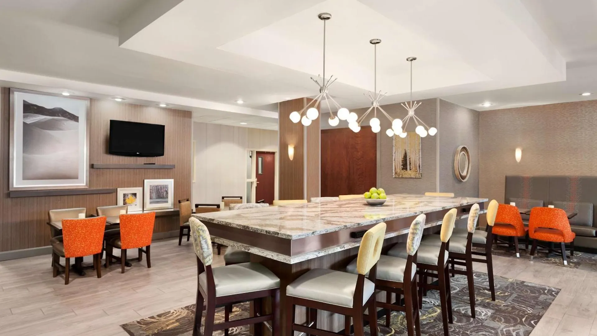 Hampton Inn & Suites Denver-Cherry Creek Hotel